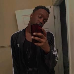 Meet your Posher, Deandre